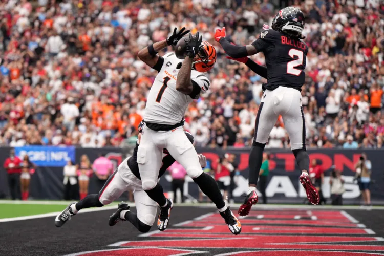 Ja'Marr Chase Scores Two TDs On Passes From Joe Burrow To Lead The Bengals Past The Texans 20-6